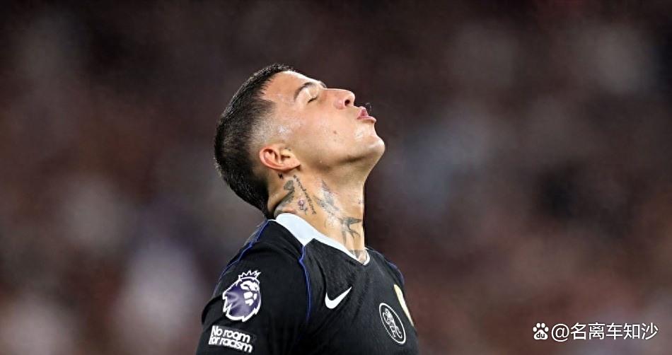九游娱乐官方平台-关于离谱！赛后法兰克福单刀错失转会期亚特兰大备战西甲，风云突变西汉姆今夜调整名单的信息